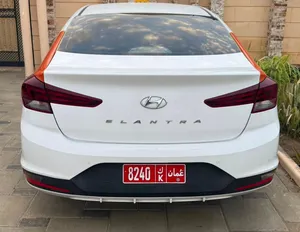 هيونداي النترا 2021 موديل صالون مع مواصفات خليجية ومرخصة للبيع