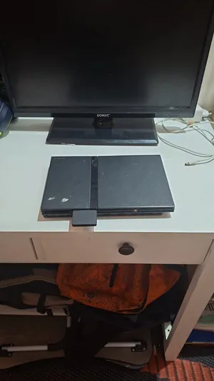 بلايستيشن 2 slim للبيع مع جوج مانيطات اوريجينال