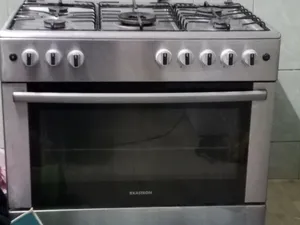 فرن ماركة كاسترون 5 عيون..