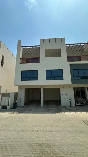 Villa for Sale in dar al Zain Sur Al Hadeed/فيلا للبيع في دار الزين في سور الحديد