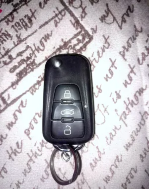 ريموت وكالة إم جي MG6 brand new ويصلح لموديلان عديدة من إم جي