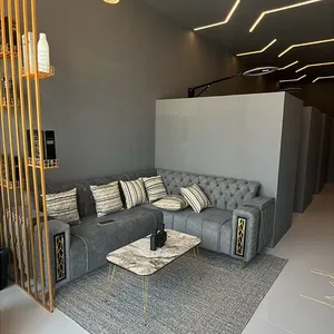 محل حلاقة للبيع