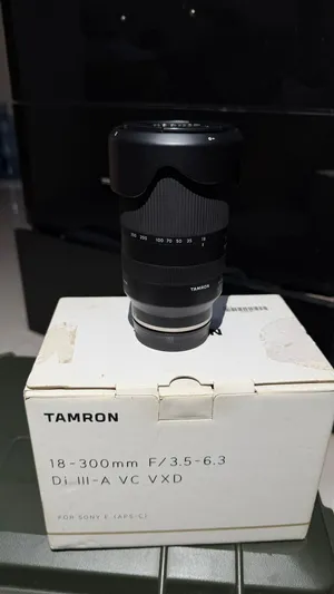 Sony Tamron -mm f/3.5-603 Di III-A VC VxD