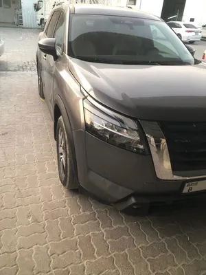 Used Nissan Pathfinder in Sharjah