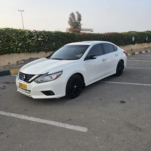 Used Nissan Altima in Al Batinah