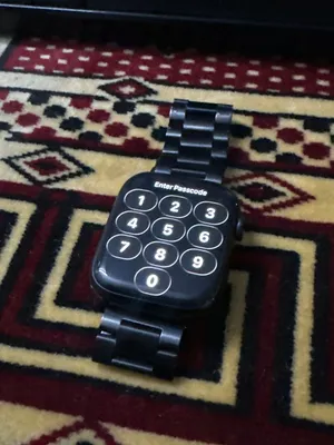 ساعة أبل الجيل التاسع مقاس 45mm مستعملة بحالة الجديد 100% صحة البطارية