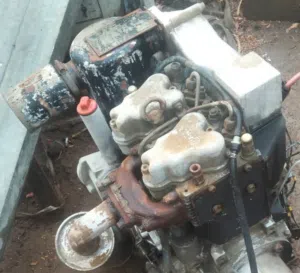 Hatz engine 2 cylinder 2 pics for sale