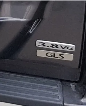 pajero 2017 in good condition, purchased from the agency, single user