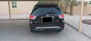 للبيع نيسان باتفندر