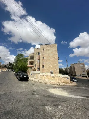 شقة في موقع مميز للبيع سعر حرق
