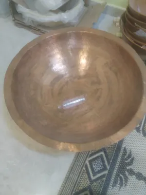 2 مرجلين كبيرة 2 مرجلين صغار و 4 طباخات و دسوت خزف
