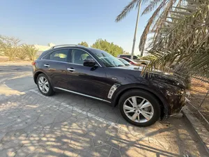Used Infiniti FX35 in Abu Dhabi