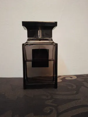 Tom Ford oud wood 100ml for cheap buy now!