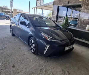 تويوتا بريوس 2020 ..2جيد خلفي
