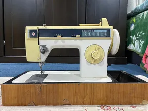 Vintage Singer 1288 Sewing Machine for Sale