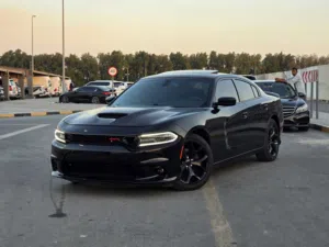 دودج تشارجر وارد بحاله ممتازه فل مواصفات رقم واحد جاهزه للتسجيل والاستخدام