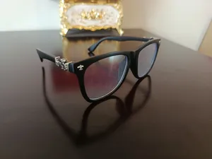 مستعمله شهر واحد الحجم متوسط نظاره ليليه لا تنفع مع الهاتف