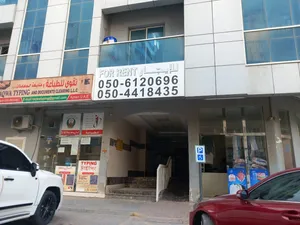 شقه غرفه وصاله مع بلكونه مع بلكونه حمام واحد للايجار