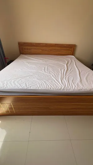 Double bed 200/200 cm & mattress and dresser