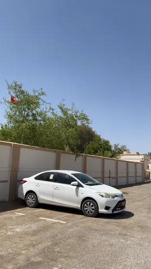 موتر اقل من سعر سوق نضيف ماعليه كلام استخدام يومي