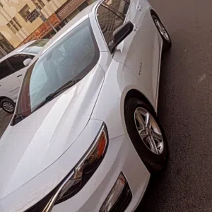 Used Chevrolet Malibu in Sharjah