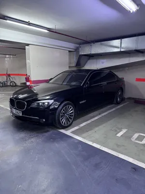 BMW 2010 750Li