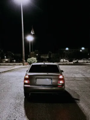 هيونداي فيرنا 2001
