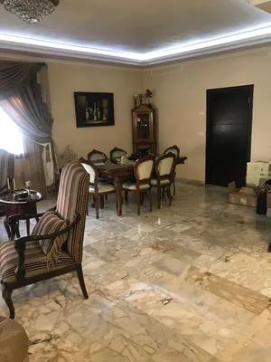 شقة برسم البيع بئر حسن شارع السفارات حي راقي وهاديء