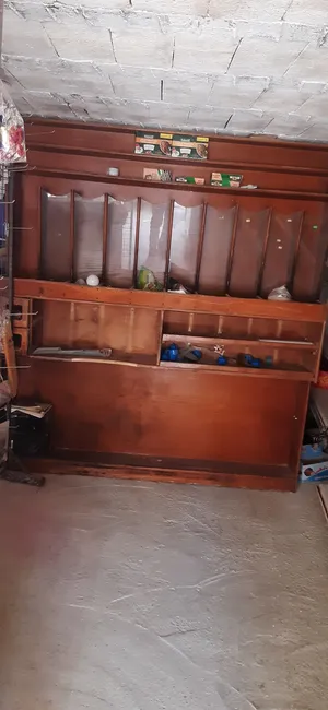 اغراض بقاله للبيع ثلاجه وماكينه علكه بترينه محمص وستاند