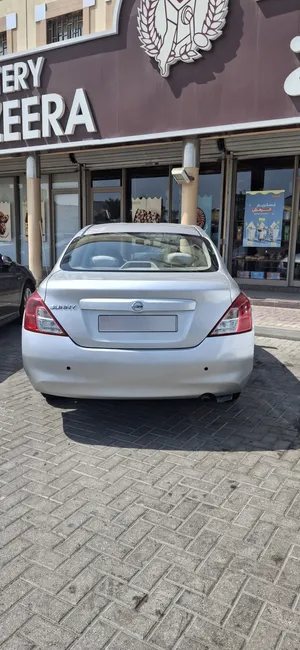 nisan sunny 2012 model
