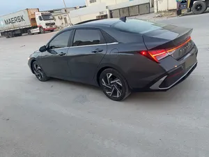 Used Hyundai Elantra in Dhofar