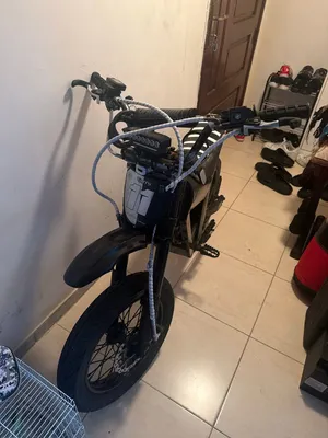 2025 wish 1 and it comes with new battery’s 2 and I want for it 1750 and negotiatable