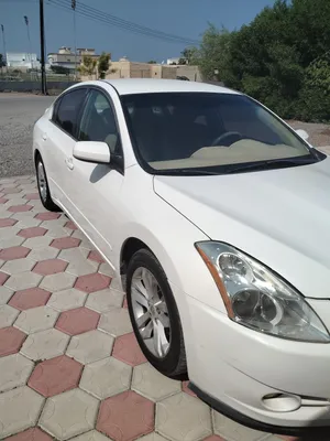 Nissan Altima 2011