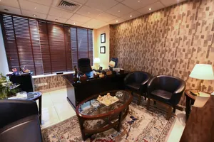 مكتب فاخر للإنتاجية والتميّز مفروش للايجار في الشميساني