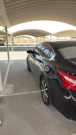 Used Nissan Altima in Al Ain