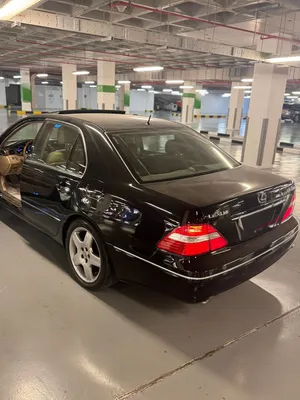 Used Lexus LS in Dhofar