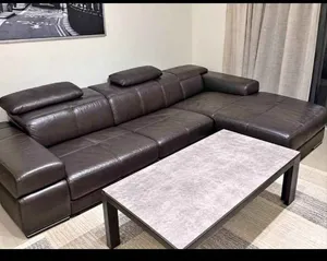 High quality Natuzzai lathar L Shape sofa Excellent condition