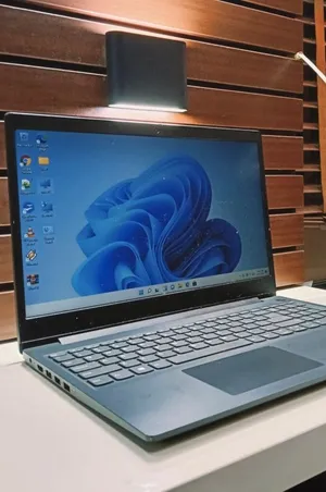 لابتوب Lenovo Celeron جيل 13  رام 4GB  HDD 1000GB  بطارية ممتازة  كفالة 6 أشهر