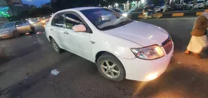 عرض للبيع سياره نوع كورلا 2006 تماتيك مكينه18 لون ابيض بسعر 20 الف سعودي قابل للتفاوض