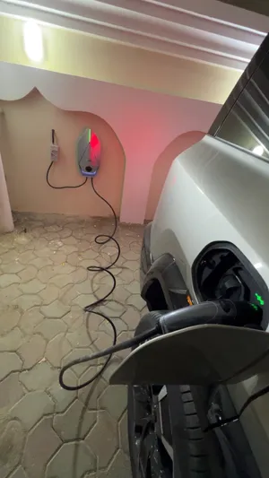 تركيب شاحن للسيارات كهربائية