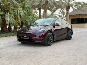 للبيع تسلا Y Performance موديل 2024 خليجي فل مواصفات