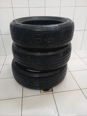3x USA Made Bridgestone Tyres 235/55R20 - 95% Tread (Used 1 Month)