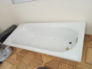 حوض استحمام ( بانيو )