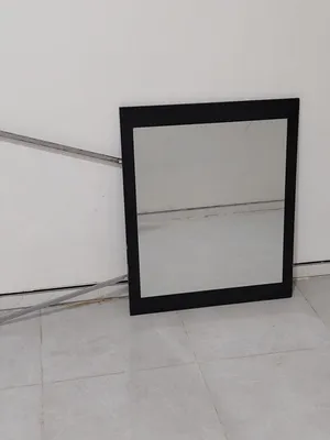 كومديات ومرايه للبيع