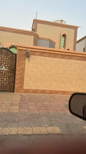 180 m2 3 Bedrooms Townhouse for Sale in Muscat Al Maabilah