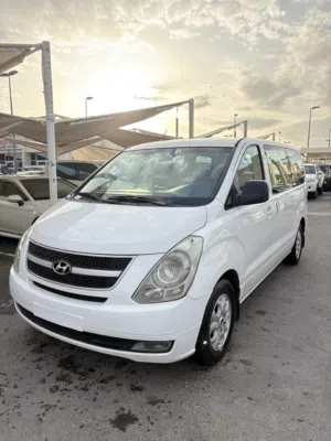 Hyundai H1 Passenger GCC – Model 2015 9 Seater 220,000 km