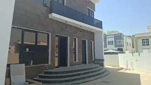 فرصة لحاجة المالك تم تخفيض سعر بيع الفلل و سعر الفلل قابل للتفاوض