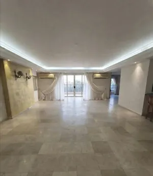 280 m2 4 Bedrooms Apartments for Sale in Cairo Maadi