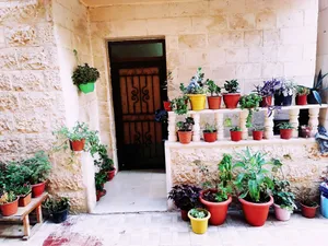 145 m2 3 Bedrooms Apartments for Sale in Irbid Al Hay Al Sharqy