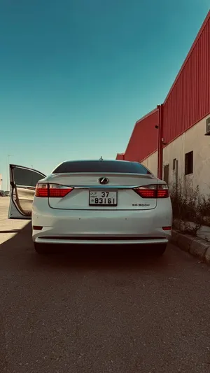 Used Lexus ES in Amman